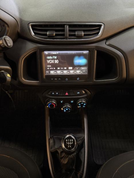 CHEVROLET Onix Hatch 1.4 4P FLEX LT, Foto 13