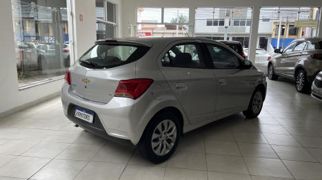 CHEVROLET Onix Hatch 1.4 4P FLEX LT AUTOM�TICO, Foto 4