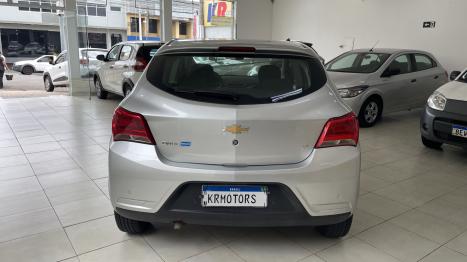 CHEVROLET Onix Hatch 1.4 4P FLEX LT AUTOM�TICO, Foto 5