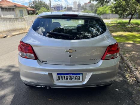 CHEVROLET Onix Hatch 1.0 4P FLEX LT, Foto 6