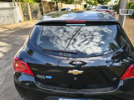 CHEVROLET Onix Hatch 1.0 4P FLEX LT, Foto 13