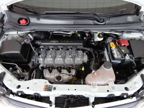CHEVROLET Onix Hatch 1.4 4P FLEX LTZ AUTOM�TICO, Foto 16