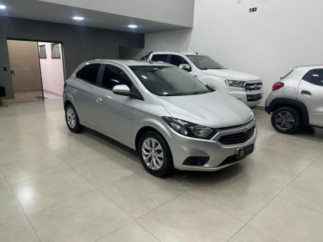 CHEVROLET Onix Hatch 1.4 4P FLEX LT, Foto 3