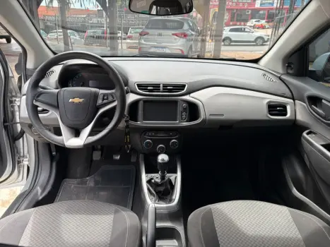 CHEVROLET Onix Hatch 1.4 4P FLEX LT, Foto 9