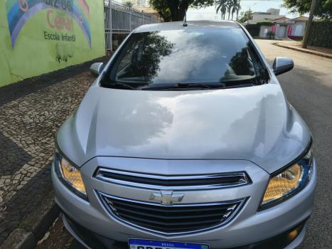CHEVROLET Onix Hatch 1.4 4P FLEX LTZ, Foto 8