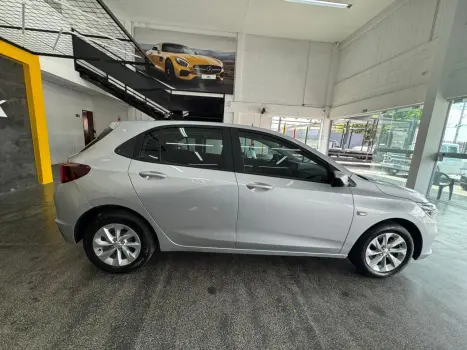 CHEVROLET Onix Hatch 1.0 4P FLEX LT2, Foto 4