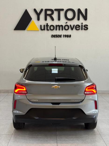 CHEVROLET Onix Hatch 1.0 12V 4P FLEX PREMIER 2 TURBO AUTOM�TICO, Foto 15