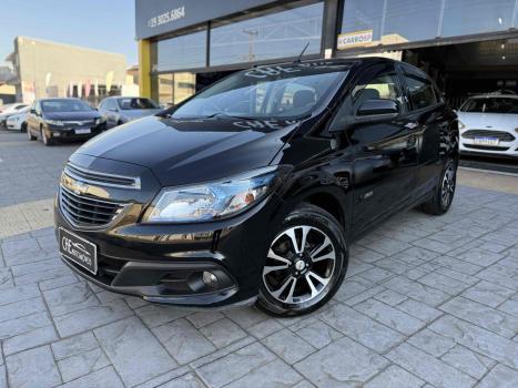 CHEVROLET Onix Hatch 1.4 4P FLEX LT, Foto 3