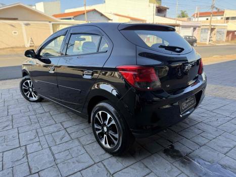 CHEVROLET Onix Hatch 1.4 4P FLEX LT, Foto 4