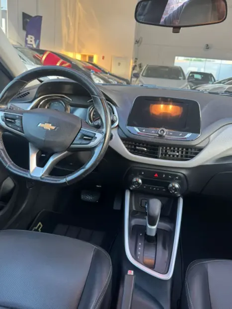 CHEVROLET Onix Hatch 1.0 12V 4P FLEX PREMIER 2 TURBO AUTOM�TICO, Foto 6