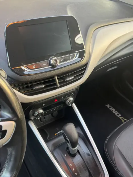 CHEVROLET Onix Hatch 1.0 12V 4P FLEX PREMIER 2 TURBO AUTOM�TICO, Foto 9