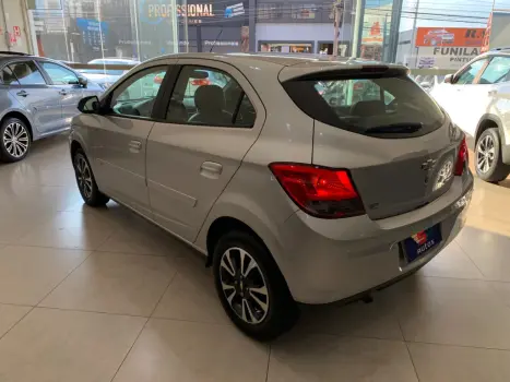 CHEVROLET Onix Hatch 1.4 4P FLEX LTZ AUTOM�TICO, Foto 5