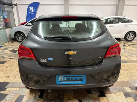 CHEVROLET Onix Hatch 1.0 12V 4P FLEX LT, Foto 12