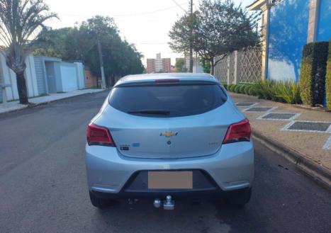 CHEVROLET Onix Hatch 1.4 4P FLEX LTZ, Foto 9