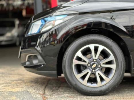 CHEVROLET Onix Hatch 1.4 4P FLEX LTZ, Foto 3