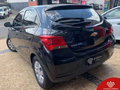 CHEVROLET Onix Hatch 1.0 4P FLEX LT, Foto 6