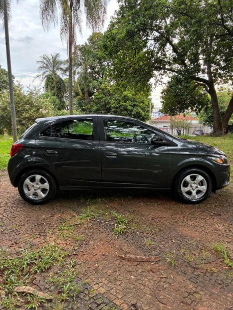CHEVROLET Onix Hatch 1.4 4P FLEX LT, Foto 6