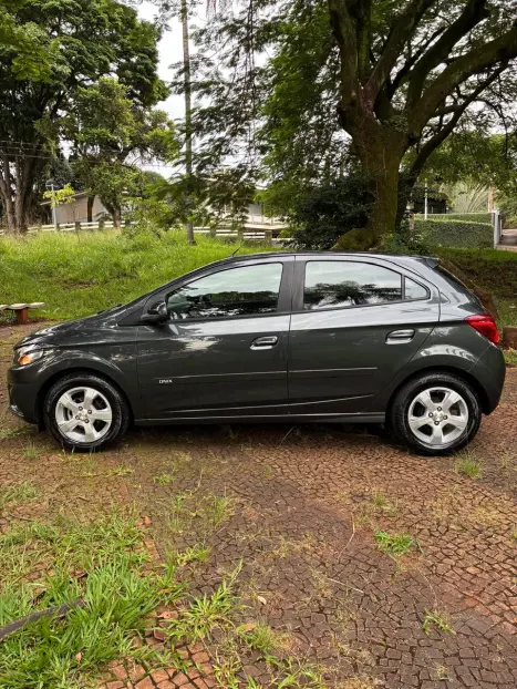 CHEVROLET Onix Hatch 1.4 4P FLEX LT, Foto 12