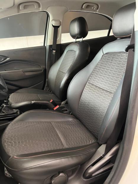 CHEVROLET Onix Hatch 1.4 4P FLEX LTZ, Foto 6