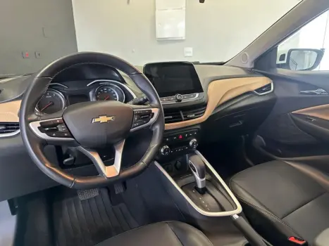 CHEVROLET Onix Hatch 1.0 12V 4P FLEX PREMIER 2 TURBO AUTOM�TICO, Foto 7