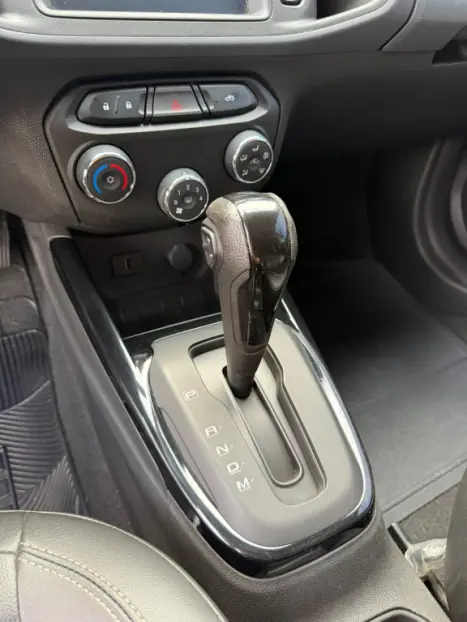 CHEVROLET Onix Hatch 1.4 4P FLEX LTZ AUTOM�TICO, Foto 16