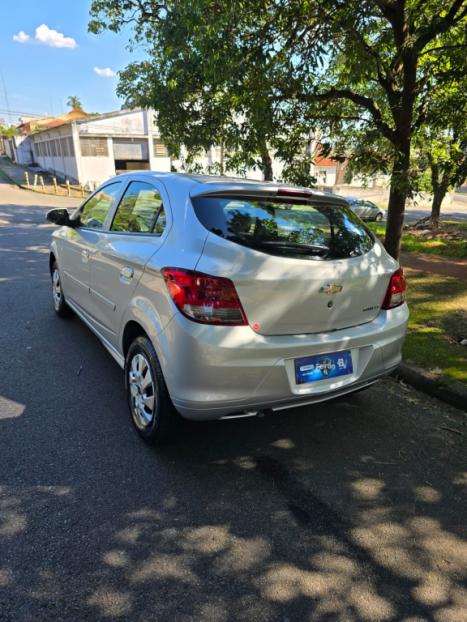 CHEVROLET Onix Hatch 1.0 12V 4P FLEX LT, Foto 4
