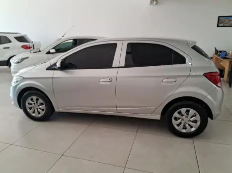 CHEVROLET Onix Hatch 1.0 4P FLEX LS, Foto 6