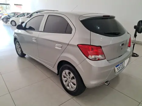 CHEVROLET Onix Hatch 1.0 4P FLEX LS, Foto 8