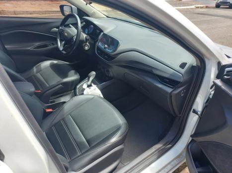 CHEVROLET Onix Hatch 1.0 12V 4P FLEX TURBO AUTOM�TICO, Foto 5