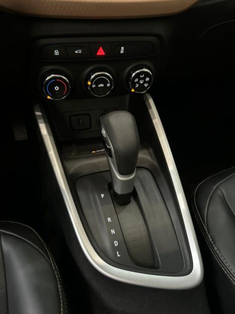 CHEVROLET Onix Hatch 1.0 12V 4P FLEX PREMIER 2 TURBO AUTOM�TICO, Foto 9