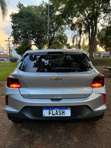CHEVROLET Onix Hatch 1.0 4P FLEX LT2, Foto 9