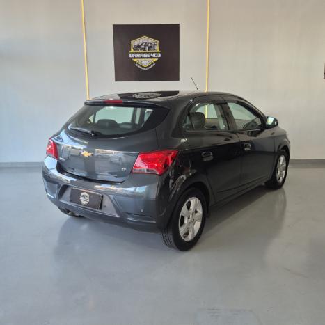 CHEVROLET Onix Hatch 1.4 4P FLEX LT, Foto 3