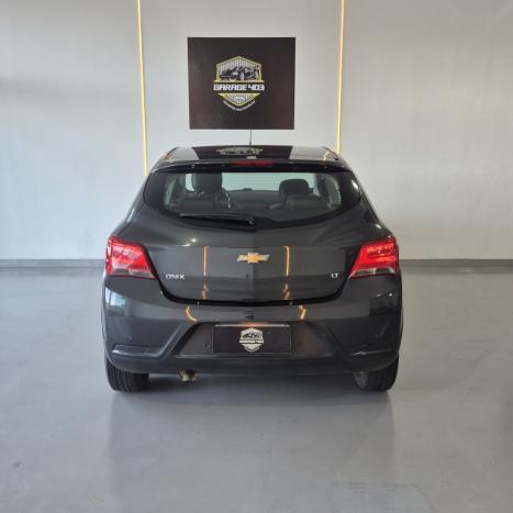 CHEVROLET Onix Hatch 1.4 4P FLEX LT, Foto 6