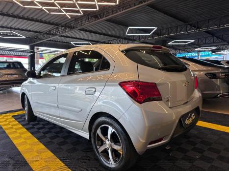 CHEVROLET Onix Hatch 1.4 4P FLEX LT AUTOM�TICO, Foto 4