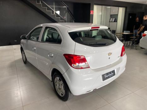 CHEVROLET Onix Hatch 1.0 12V 4P FLEX LT TURBO, Foto 9