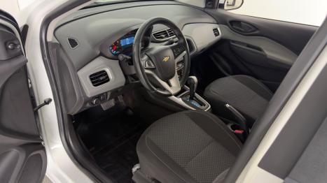 CHEVROLET Onix Hatch 1.4 4P FLEX LT AUTOM�TICO, Foto 3