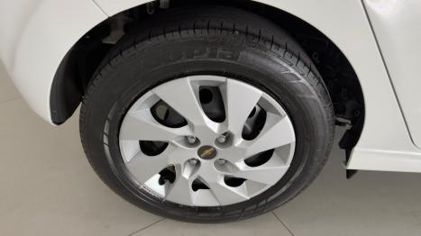 CHEVROLET Onix Hatch 1.4 4P FLEX LT AUTOM�TICO, Foto 14