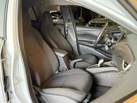 CHEVROLET Onix Hatch 1.0 12V 4P FLEX LT TURBO AUTOM�TICO, Foto 10