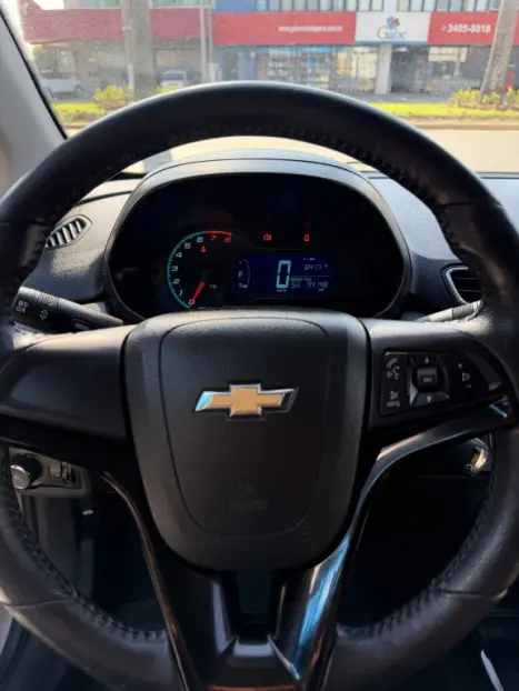 CHEVROLET Onix Hatch 1.4 4P FLEX LTZ, Foto 7