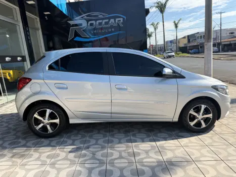 CHEVROLET Onix Hatch 1.4 4P FLEX LTZ, Foto 10