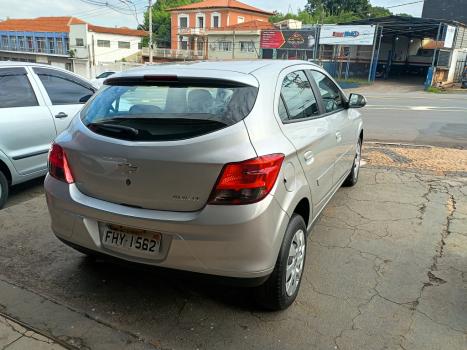 CHEVROLET Onix Hatch 1.4 4P FLEX LT, Foto 2