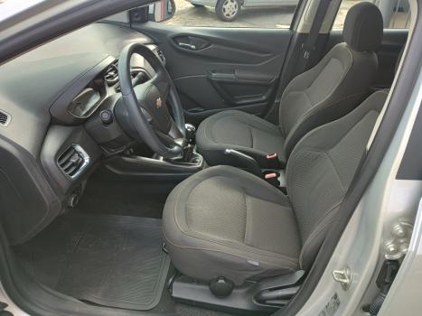 CHEVROLET Onix Hatch 1.4 4P FLEX LT, Foto 4