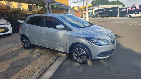 CHEVROLET Onix Hatch 1.4 4P FLEX LTZ, Foto 2
