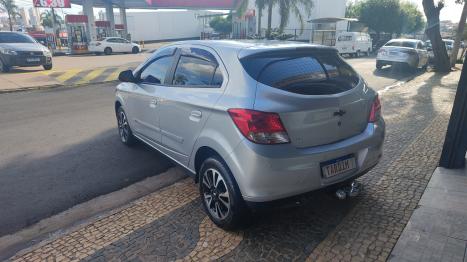 CHEVROLET Onix Hatch 1.4 4P FLEX LTZ, Foto 11