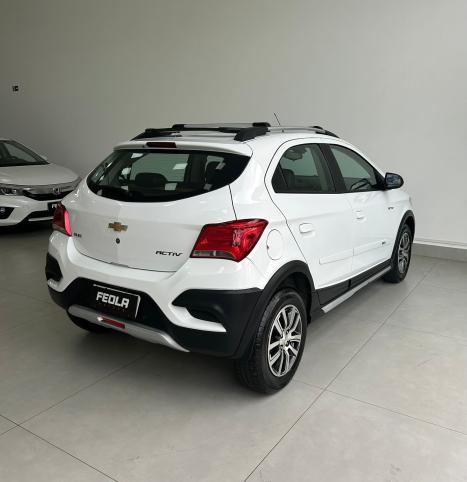 CHEVROLET Onix Hatch 1.4 4P FLEX ACTIV, Foto 3