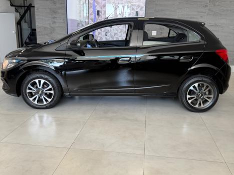 CHEVROLET Onix Hatch 1.4 4P FLEX LTZ, Foto 3