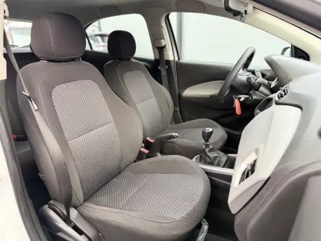 CHEVROLET Onix Hatch 1.4 4P FLEX LT, Foto 4