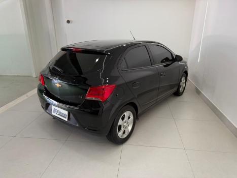 CHEVROLET Onix Hatch 1.4 4P FLEX LT AUTOM�TICO, Foto 12