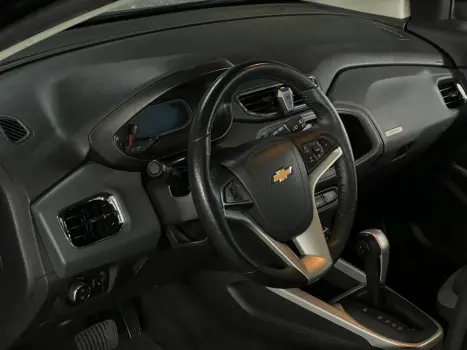 CHEVROLET Onix Hatch 1.4 4P FLEX ACTIV AUTOM�TICO, Foto 5