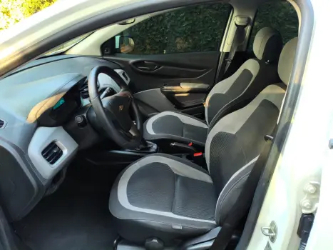 CHEVROLET Onix Hatch 1.0 4P FLEX LT, Foto 9